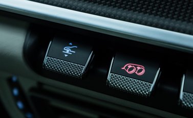 Porsche 911 Turbo S (992) 23