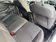 Ford Focus 1.0 Focus ST-Line 5dr 33