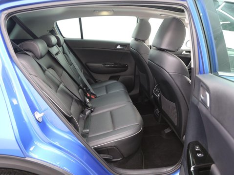 Kia Sportage 1.6 CRDi MHEV 3 DCT Euro 6 (s/s) 5dr 23