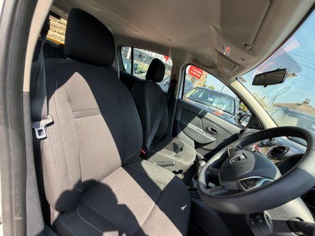 Dacia Sandero AMBIANCE SCE 11