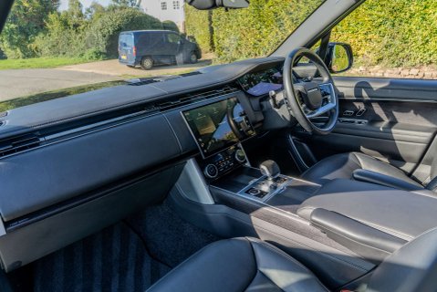 Land Rover Range Rover First Edition 8