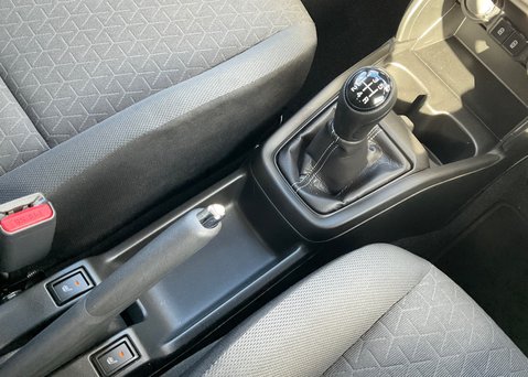 Suzuki Swift MOTION 22
