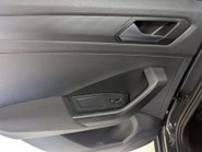 Volkswagen T-Roc 1.0 T-Roc SE TSi 5dr 46