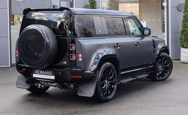 Land Rover Defender 110 V8 CARPATHIAN EDITION Urban 4