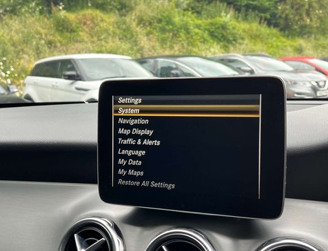 Mercedes-Benz GLA 2.1 GLA 220 AMG Line D 4Matic Auto 4WD 5dr 20