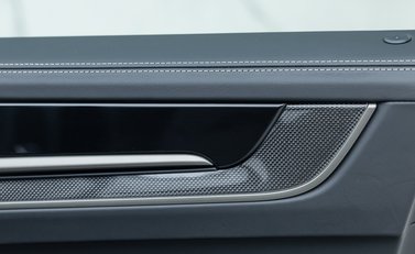 Porsche Cayenne TURBO E-HYBRID 29