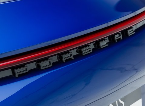 Porsche 911 GT3 Touring (992) 34