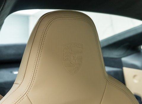 Porsche 911 GT3 TOURING (992) 16