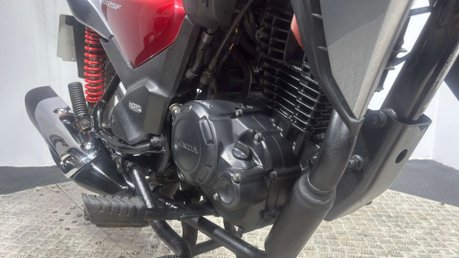 Honda CB 2021 ONLY 11K NEW MOT SERVICED ICONIC 125CC LEARNER COMMUTER BIKE 22