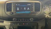 Peugeot Expert Crew Cab MWB L2H1 Low Roof Professional 3100 Air Con Alloys Sensors EURO 6 11