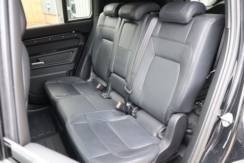 Land Rover Defender 110 D300 HARD TOP X-DYNAMIC HSE expedition styled by Seeker Genuine rear seats 24