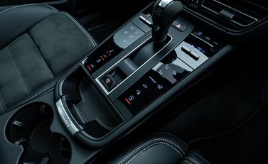 Porsche Macan GTS 27