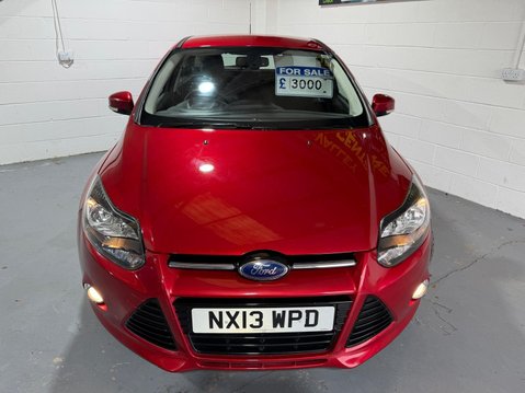 Ford Focus 1.0T EcoBoost Titanium Euro 5 (s/s) 5dr 6