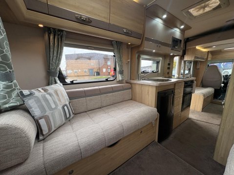 Elddis Autoquest 196 10