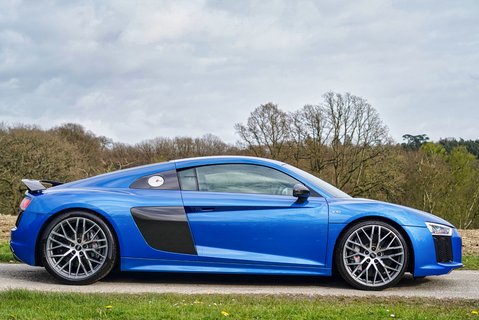 Audi R8 V10 PLUS 3