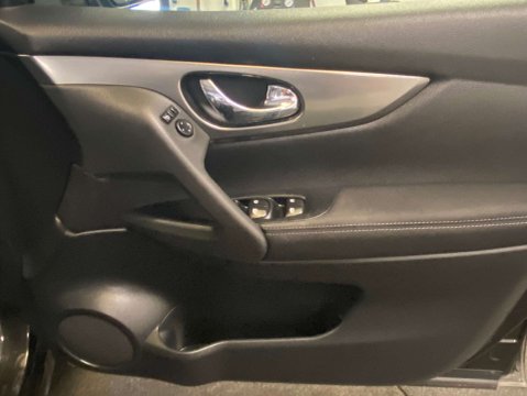 Nissan Qashqai 1.5 Qashqai N-Connecta dCi 5dr 10