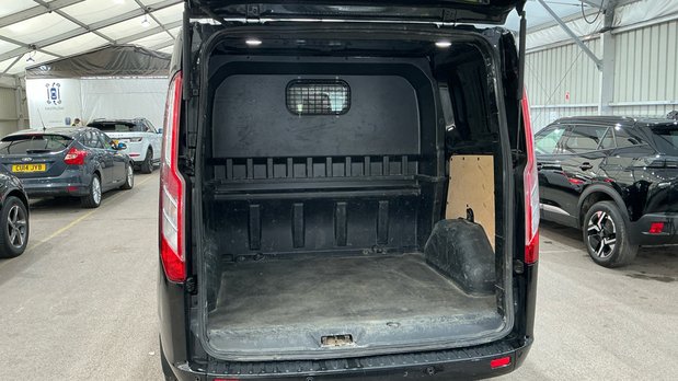 Ford Transit Custom Crew Cab AUTO SWB L1H1 Low Roof Limited 320 Air Con Alloys Sensors Cam EURO 5