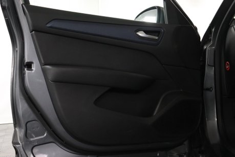 Renault Arkana EVOLUTION TCE MHEV 43