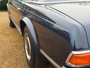 Mercedes-Benz SL Series 280 SL 20