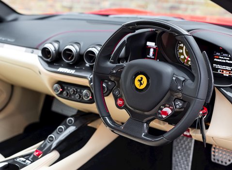 Ferrari F12 Berlinetta 11