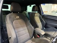 Volkswagen Golf 2.0 TSI R Hatchback 3dr Petrol DSG 4Motion Euro 6 (s/s) (310 ps) 6