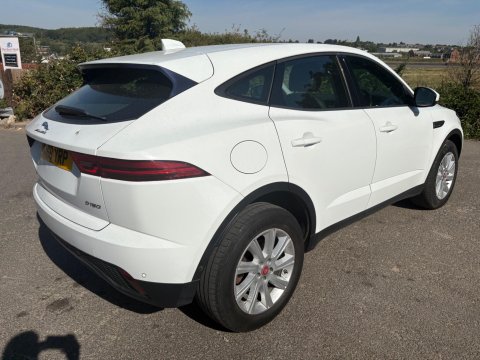 Jaguar E-Pace S 5