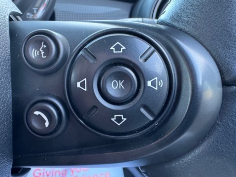 Mini Cooper 1.5 Cooper Steptronic Euro 6 (s/s) 3dr 35