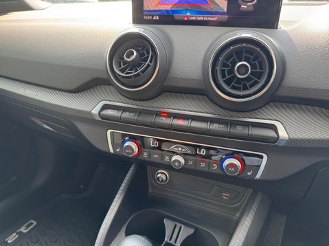 Audi Q2 TDI QUATTRO S LINE 32