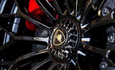 Lamborghini Aventador SV LP 750-4 Roadster 13