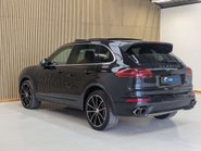 Porsche Cayenne 4.8 Cayenne V8 T Tiptronic S 4WD 5dr 20