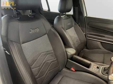 Jeep Avenger 1.2 Altitude SUV 5dr Petrol Manual Euro 6 (s/s) (100 ps) 11