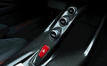 Ferrari 812 Superfast 19