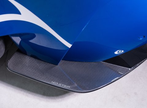 Jaguar XE SV Project 8 44