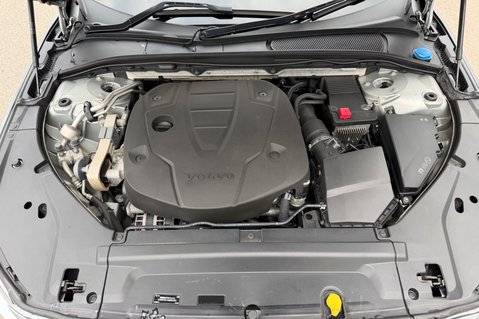 Volvo V90 D5 POWERPULSE INSCRIPTION PRO AWD -PAN ROOF - £6320 OPTIONAL EXTRAS  68