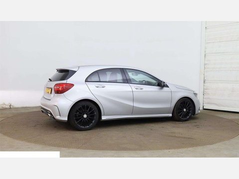 Mercedes-Benz A Class 1.5 A180d AMG Line 7G-DCT Euro 6 (s/s) 5dr 10