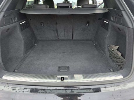 Audi Q5 2.0 TDI S line SUV 5dr Diesel S Tronic quattro Euro 6 (s/s) (190 ps) 39