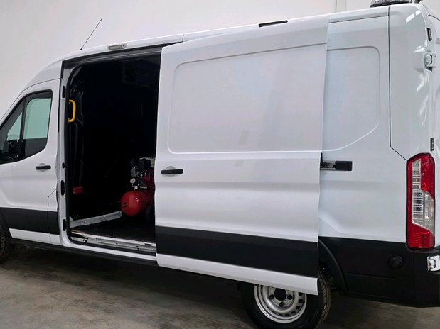 Ford Transit 350 L3 DIESEL FWD 2.0 Eco Blue 130ps H2 Leader Workshop Van 13