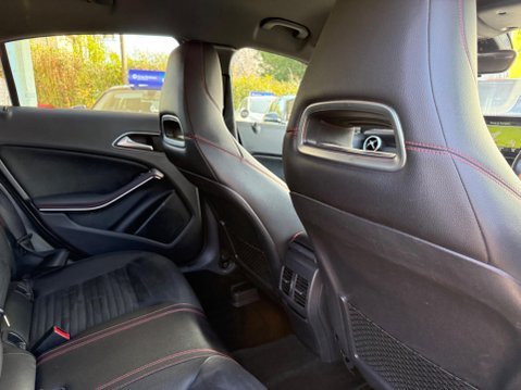 Mercedes-Benz A Class 1.5 A180d AMG Line (Executive) Euro 6 (s/s) 5dr 25