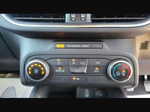 Ford Focus 1.0 22