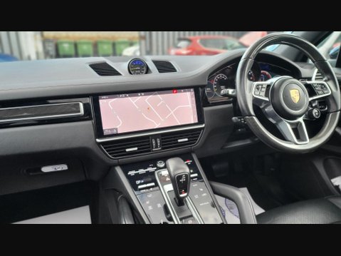 Porsche Cayenne V6 42