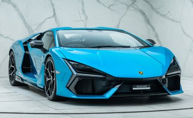 Lamborghini Revuelto 9