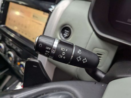 Land Rover Discovery 2.0 Discovery Luxury HSE SD4 Auto 4WD 5dr 77