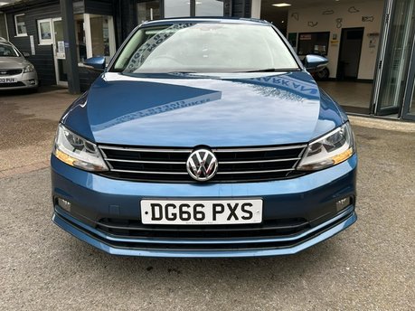 Volkswagen Jetta GT TDI BLUEMOTION TECHNOLOGY 4