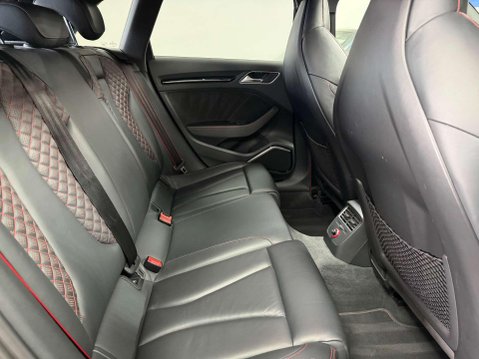 Audi RS3 2.5 TFSI Sportback 5dr Petrol S Tronic quattro Euro 6 (s/s) (Nav) (367 ps) 35