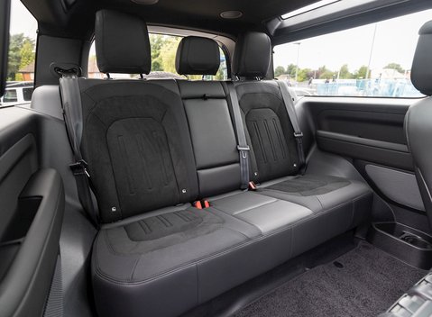 Land Rover Defender V8 14