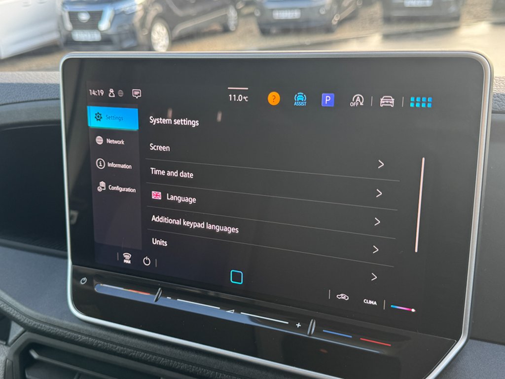 2024 Volkswagen Crafter LWB L3H2 High Roof Commerce Plus Cr35 Air Con Sensors EURO 6 — thumbnail 33 of 51