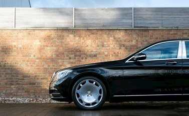 Mercedes-Benz M Class S600 32