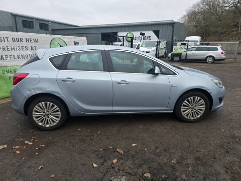 Vauxhall Astra EXCITE CDTI ECOFLEX S/S 9
