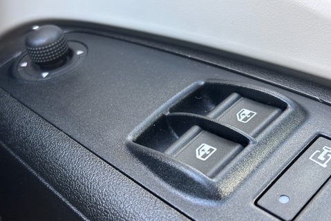 Bailey Autograph 79-4i 165ps 4 Berth Island Bed Motorhome 38