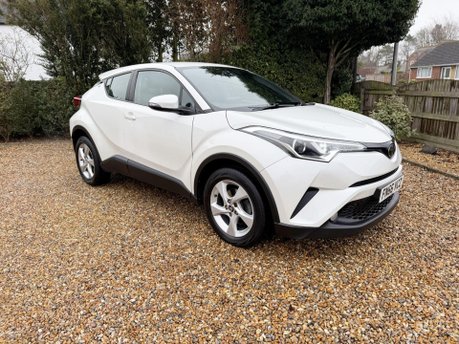 Toyota C-HR 1.2 VVT-i Icon Euro 6 (s/s) 5dr 2
